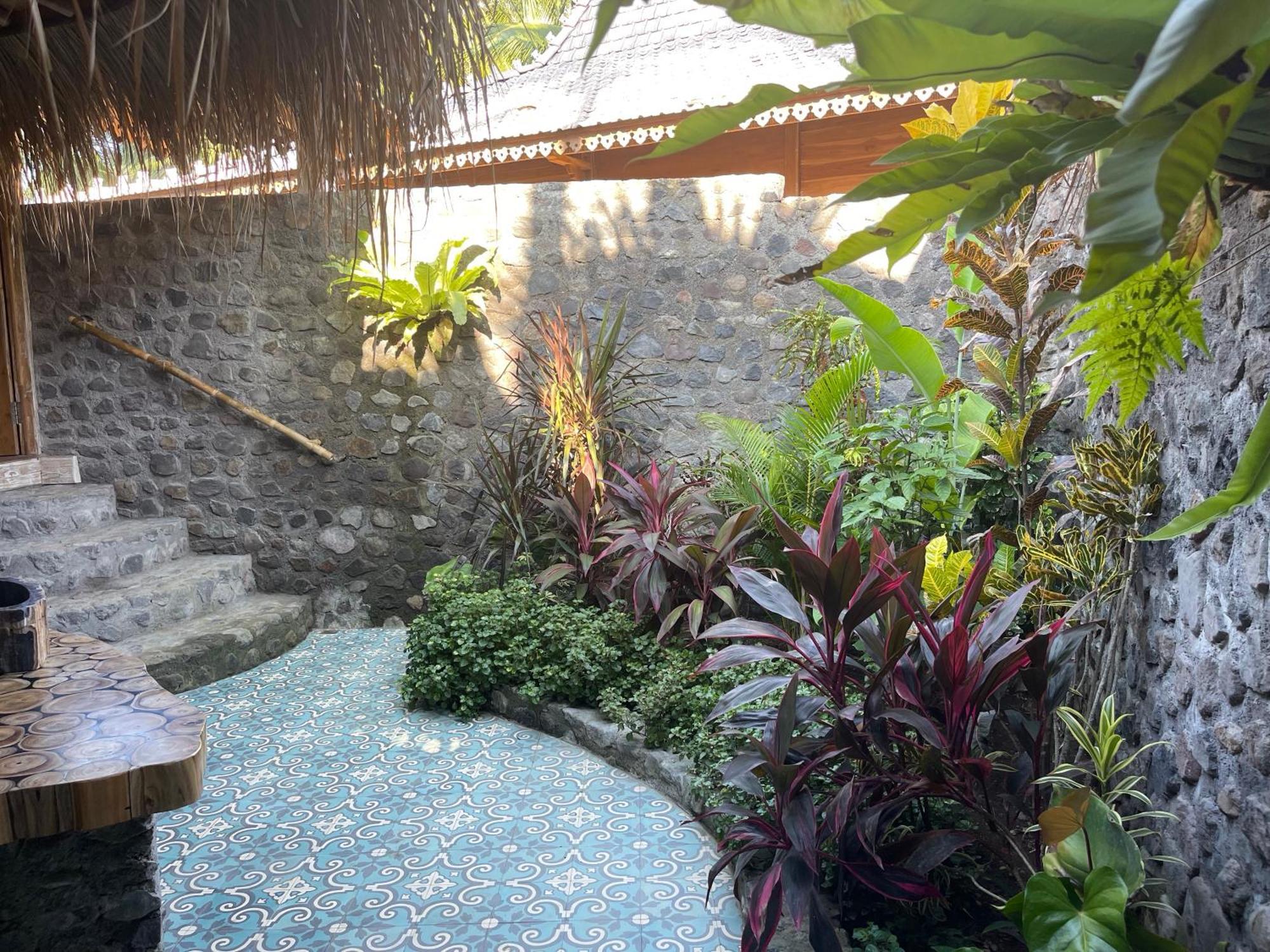 Louka Beach Bali Tianyar Pokoj fotografie